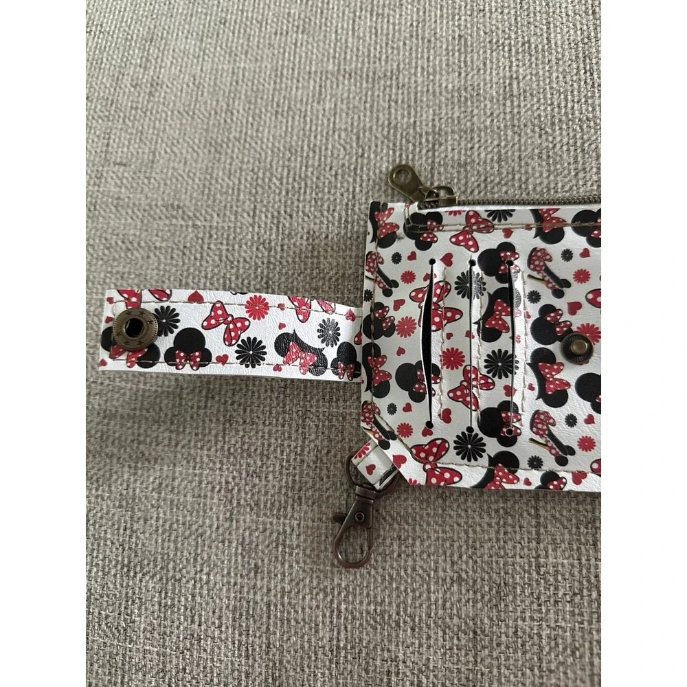 Minnie Mouse White Black Red card holder with zipper 6